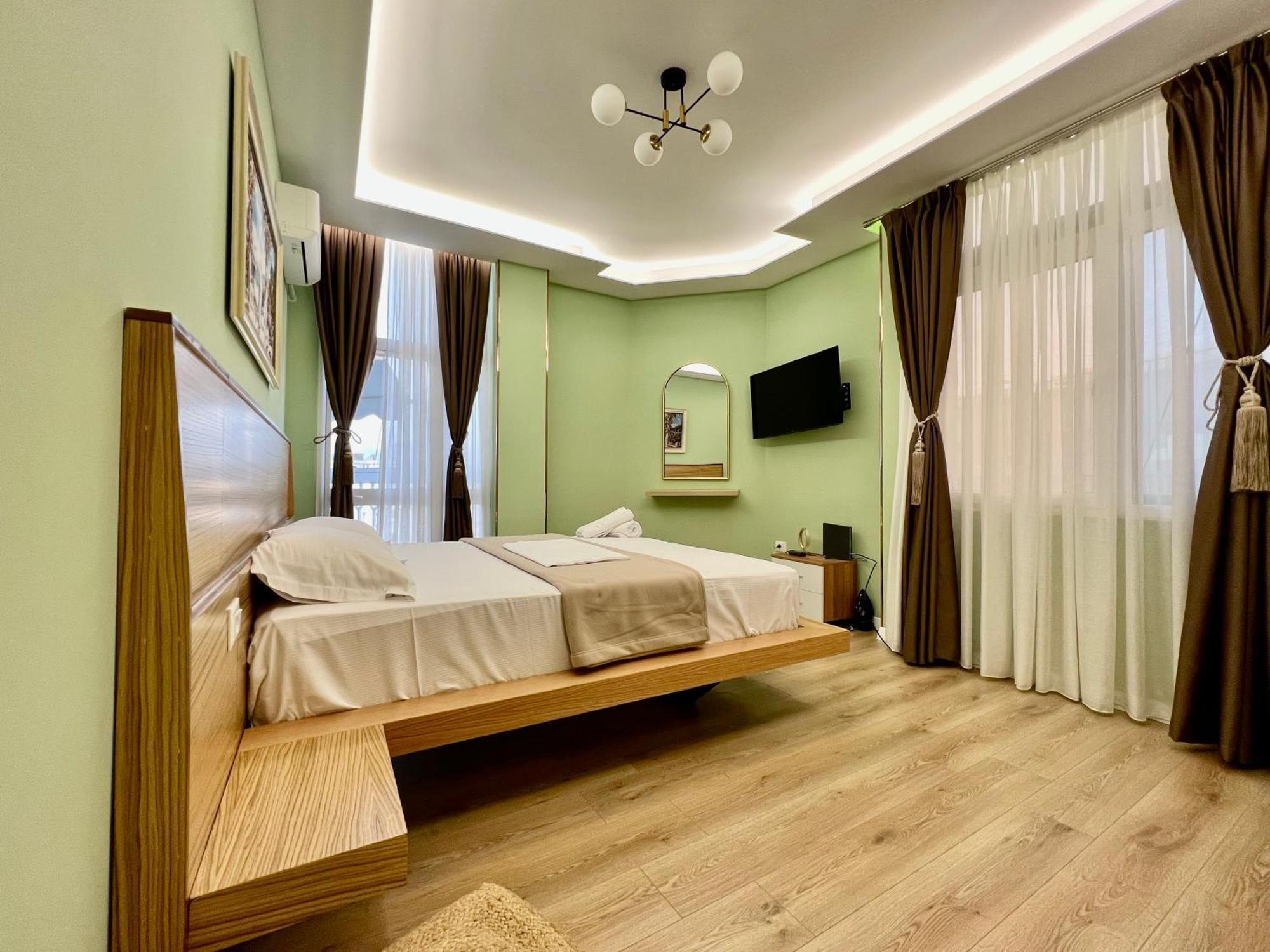 טיראנה Spiranca Luxury Suites מראה חיצוני תמונה
